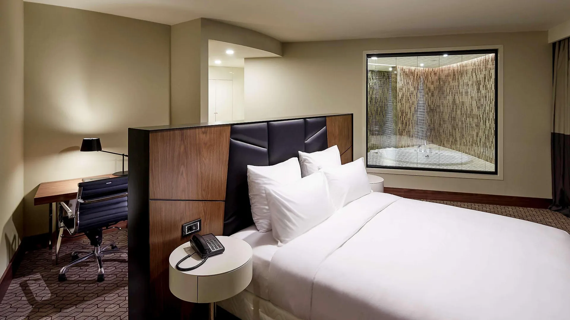 Pullman Istanbul Hotel & Convention Center
