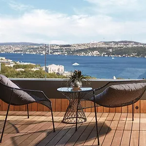 Gezi Bosphorus, Istanbul, A Member Of Design ***** Istanboel